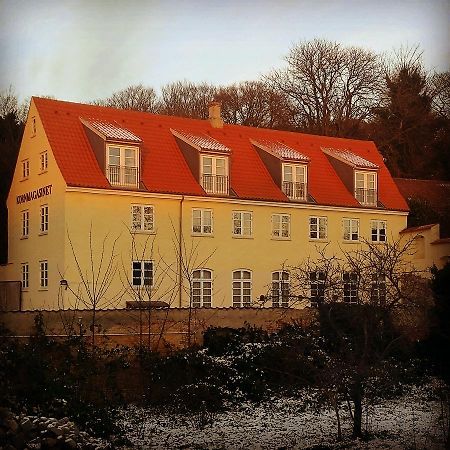 Hotel Ole Lunds Gaard Калуннборг Экстерьер фото